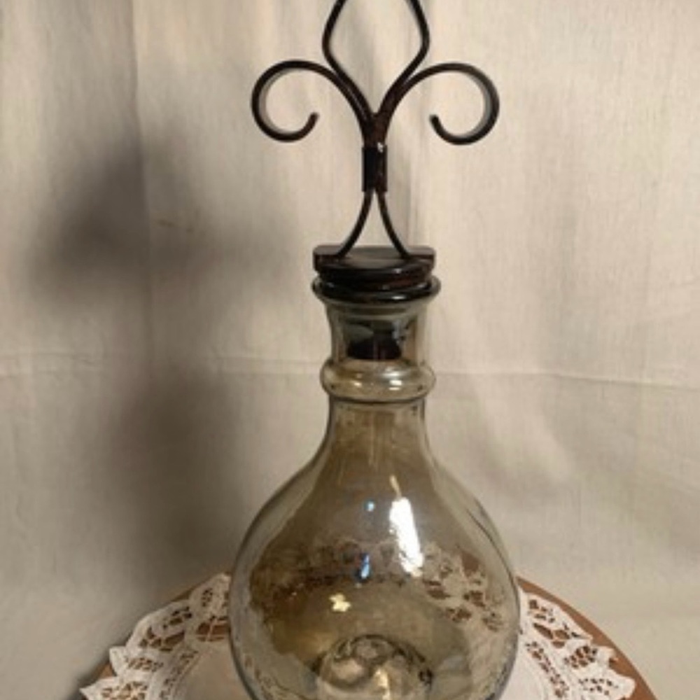 Vintage Pier 1 Glass Decanter w Black Metal Stopper